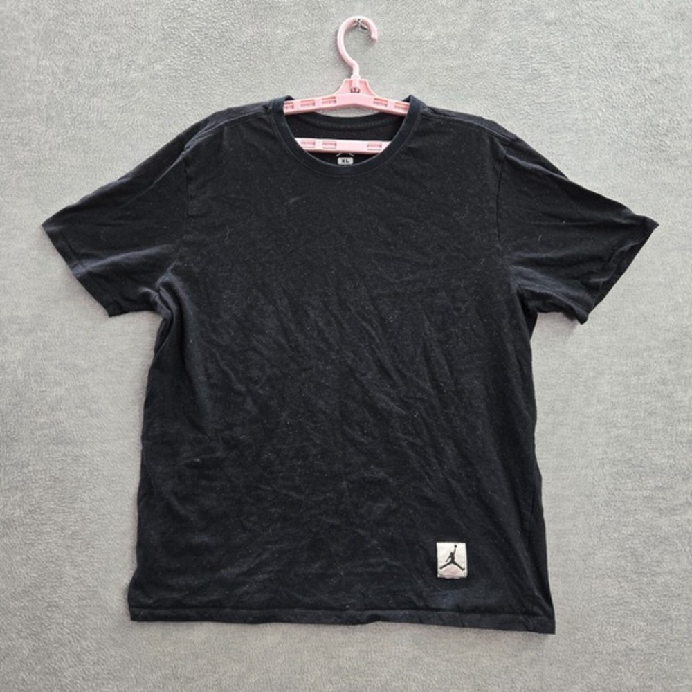 Air Jordan Men Shirt XL Black Flight Speckled‎ Logo Crew Neck Short Sleeve Tee